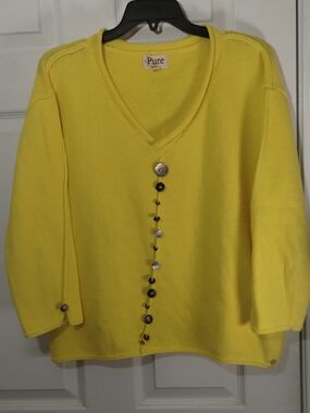 Pure Knit V-Neck Sweater in Bright Yellow/Different Size Button Detailing (A1)